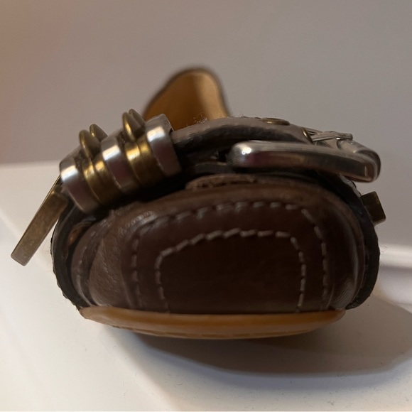 NWOT Gianni Bini Flats w/ Tons of Style!! - Picture 4 of 11